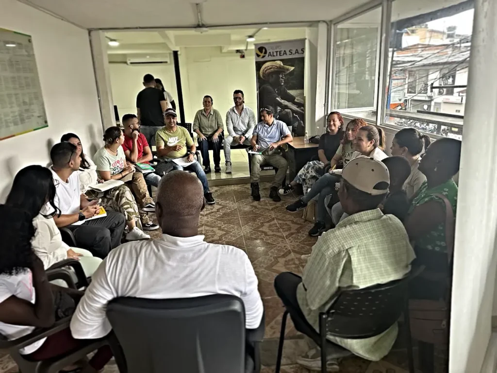 Jornada de formación en “Habilidades Financieras” con mineros y mineras del San Juan.